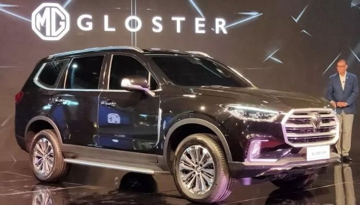 MG Gloster (7-seater SUV) Revealed At Auto Expo 2020